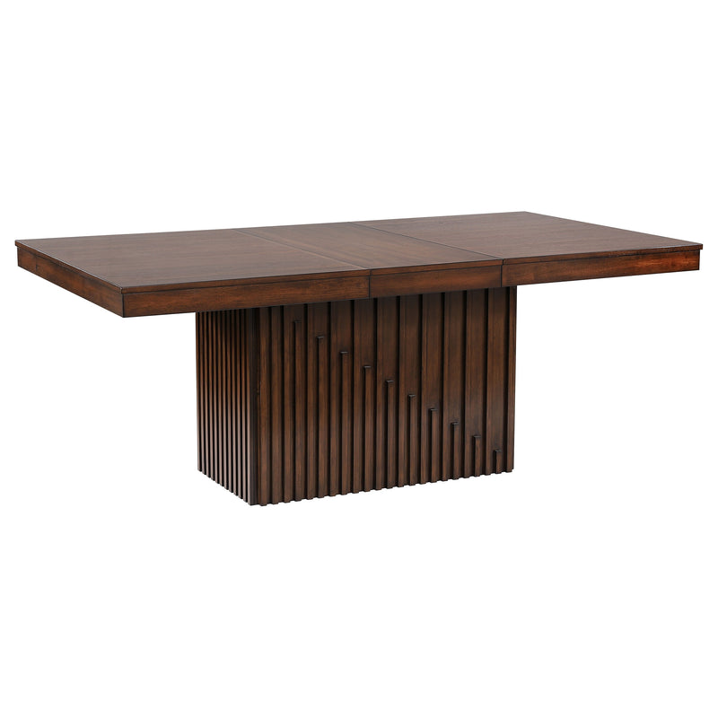 Briarwood Dining Table