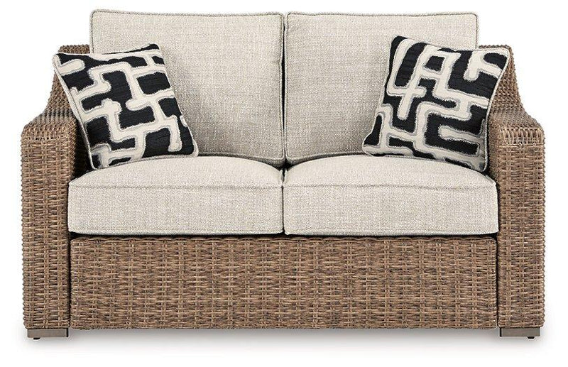 Beachcroft Outdoor Loveseat with Cushion